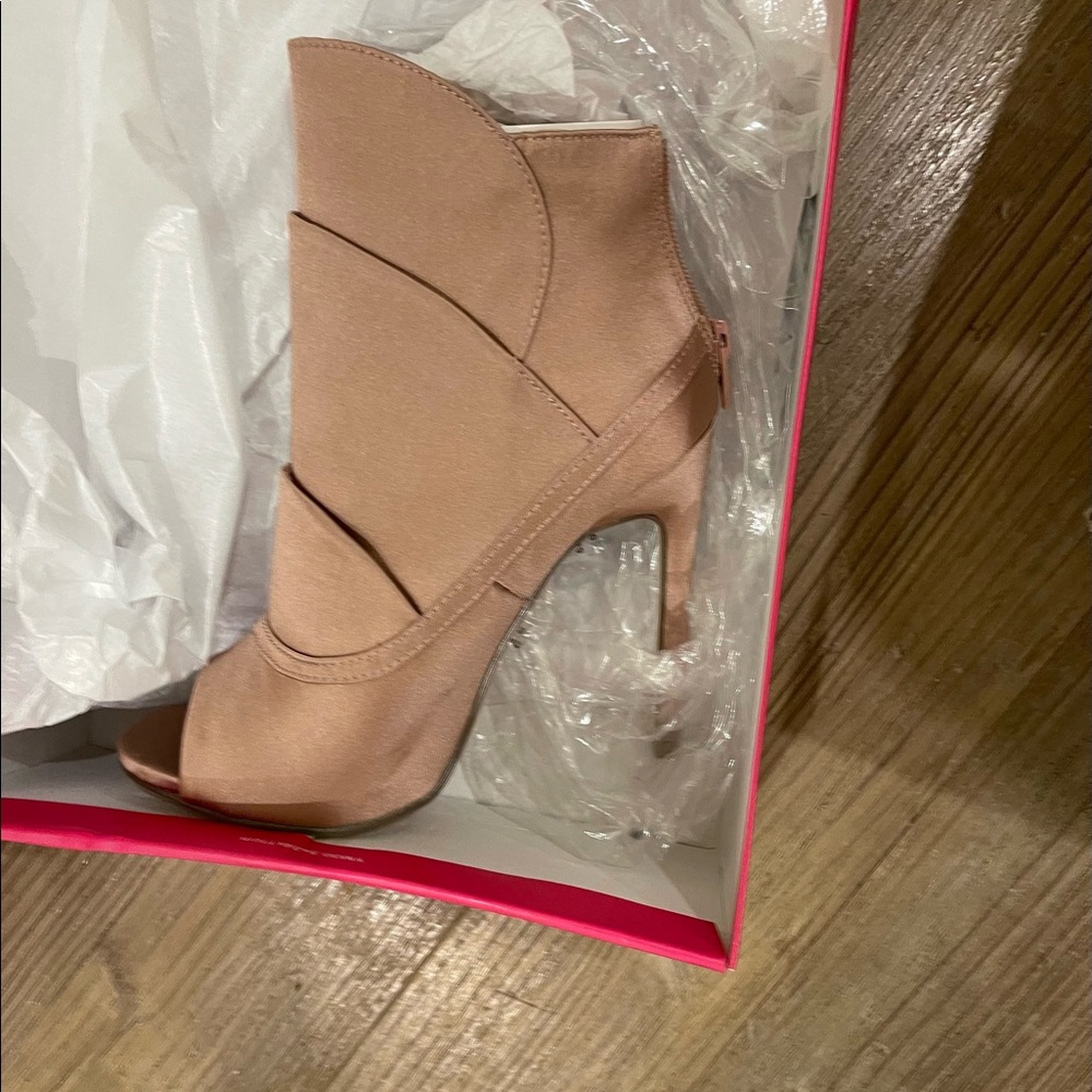 Peep toe heel booties